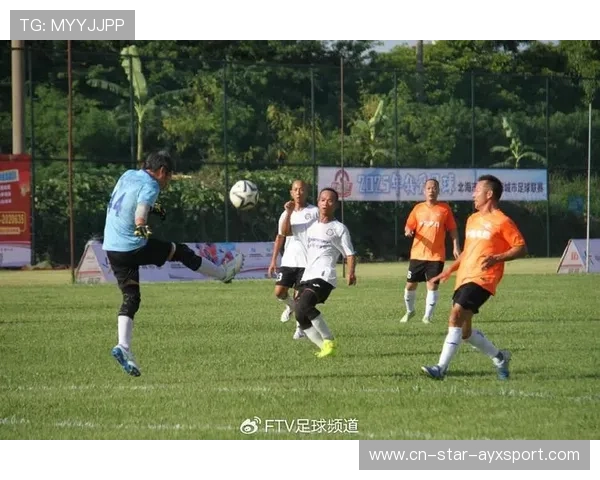 球员带动社区足球培训课程普及基层足球