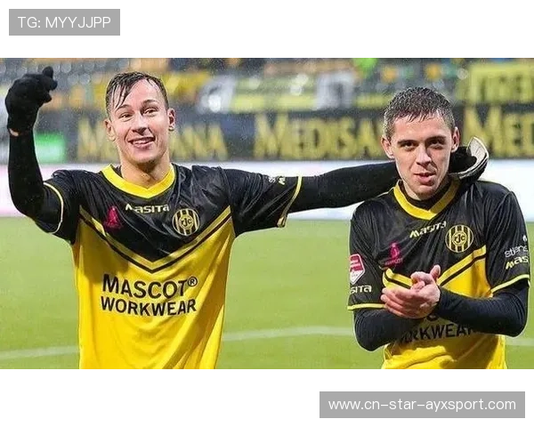 佛罗伦萨战术书曝光：如何逼停豪门后腰？