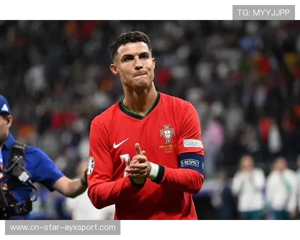 C罗头球补射锁定胜局：专注、技巧与装备的完美协奏