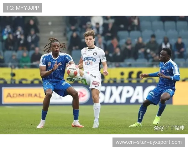 欧联淘汰赛边路倒三角助攻打破僵局，足球战术的魅力与智慧